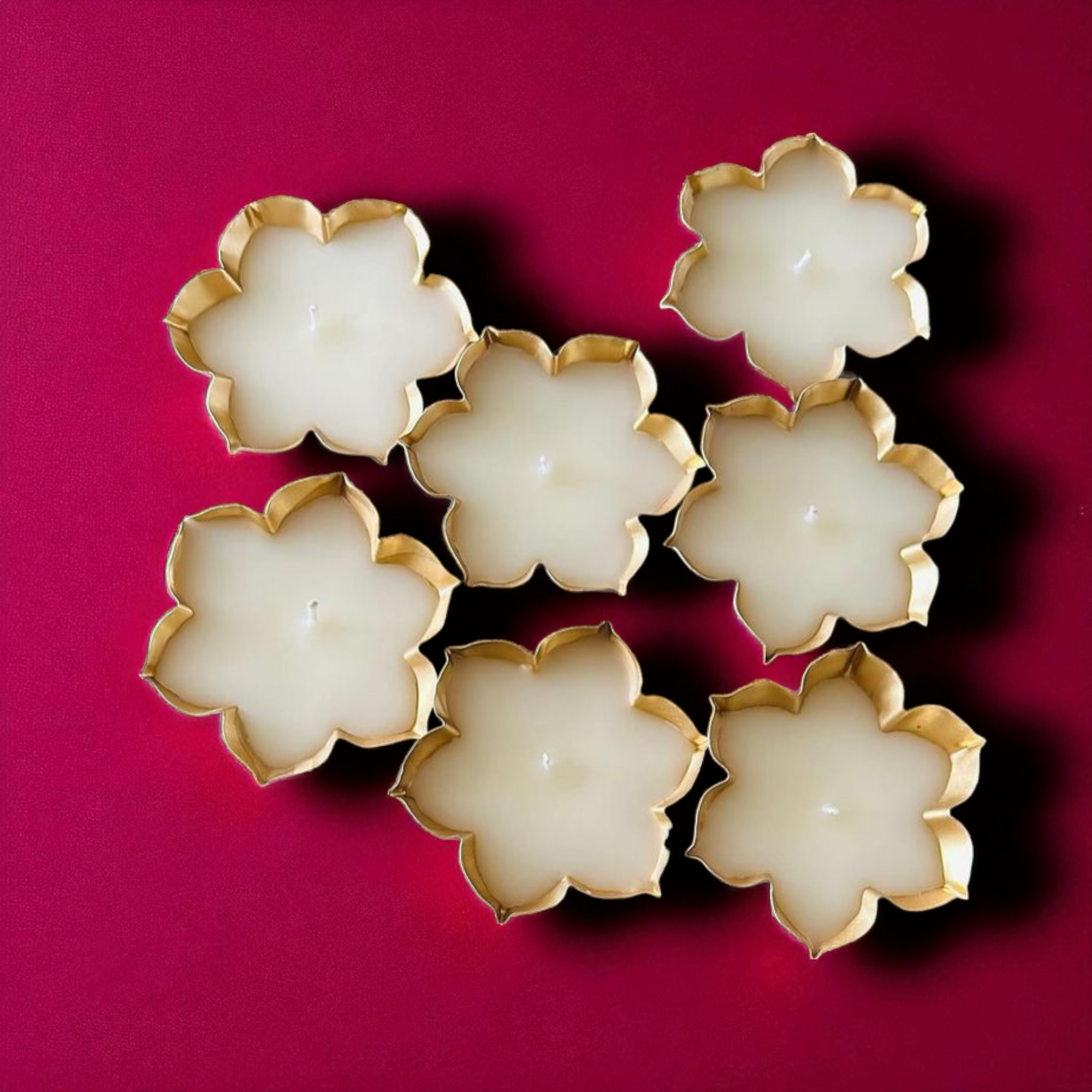 Approx. 3.5 Inch Flower Urli