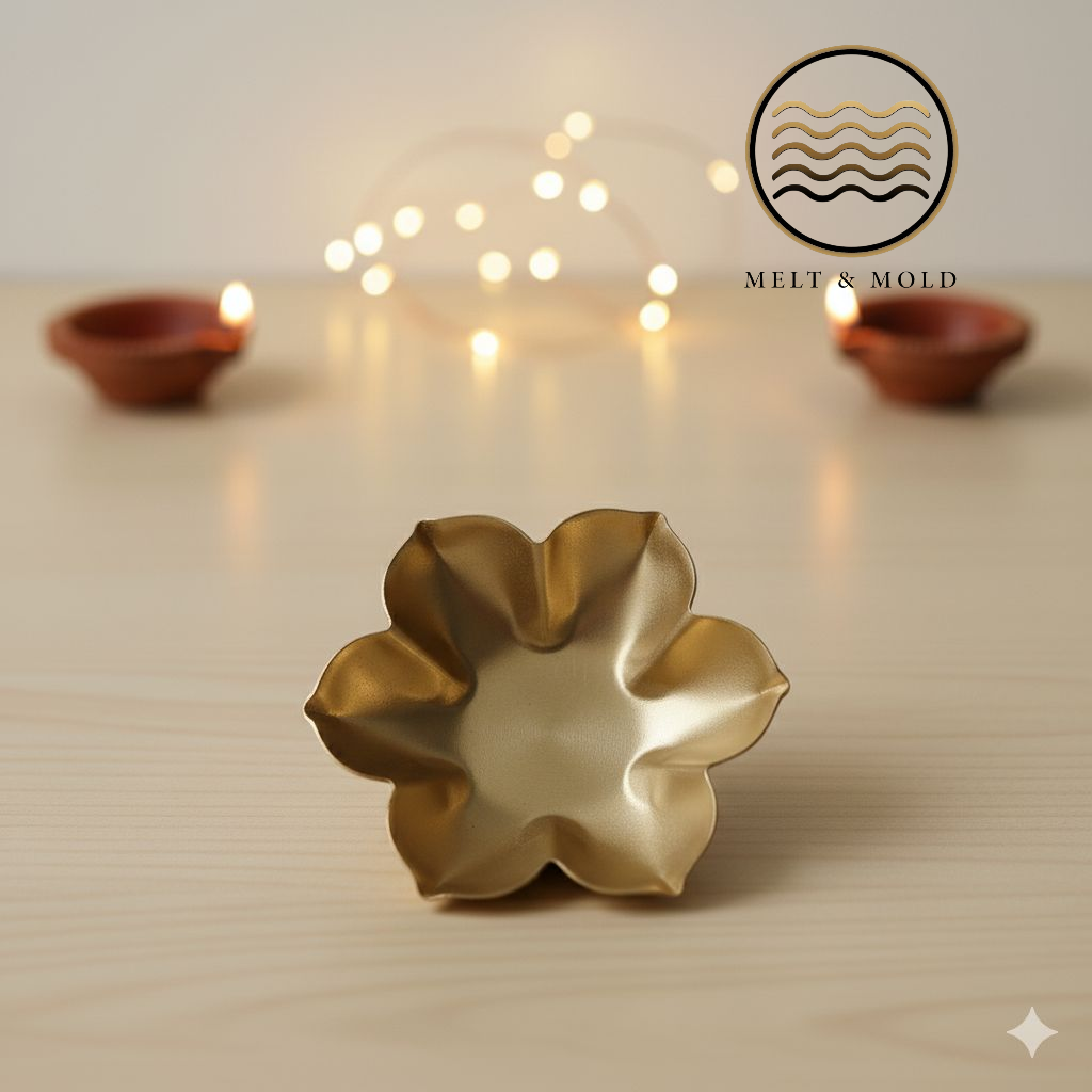Approx. 3.5 Inch Flower Urli